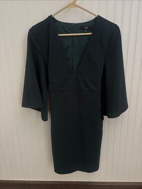 New Lulu's Deep Green V-Neck Midi Dress w/Three-Quarter Sleeves/tie back